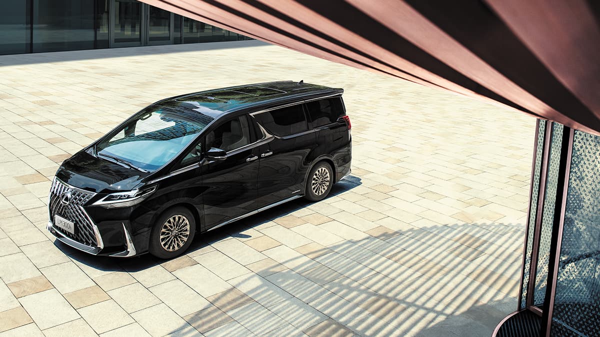 Van lexus sales