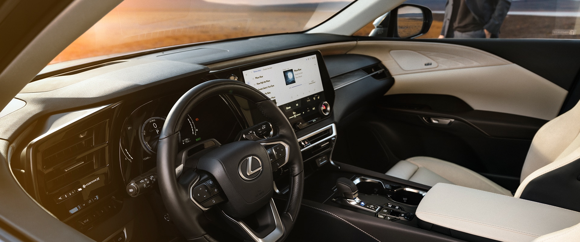Lexus RX 2023 Giá Lăn Bánh Đánh Giá Thông Số