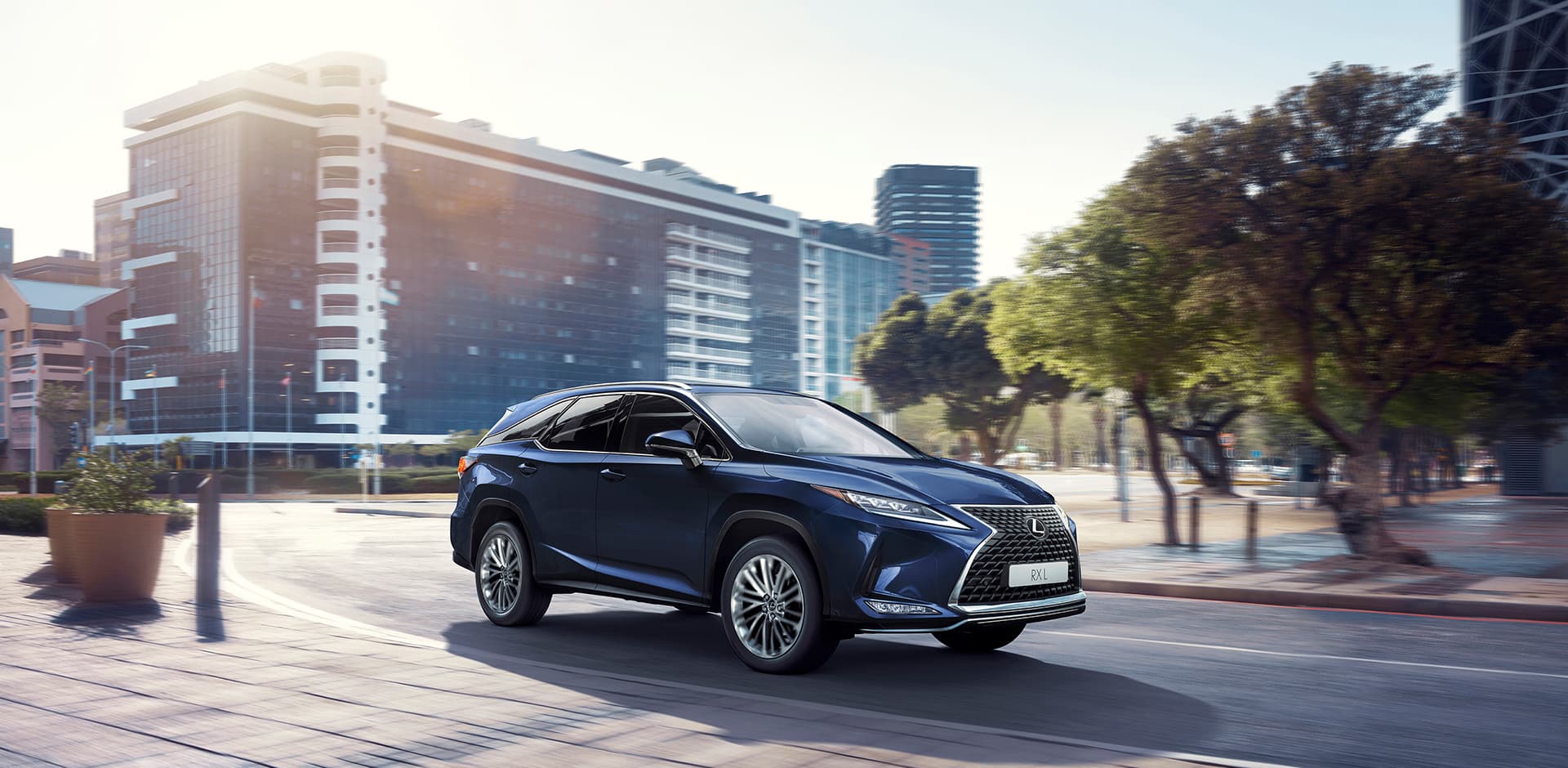 Lexus RX 350L 7 chỗ giá 409 tỷ đồng tại Việt Nam